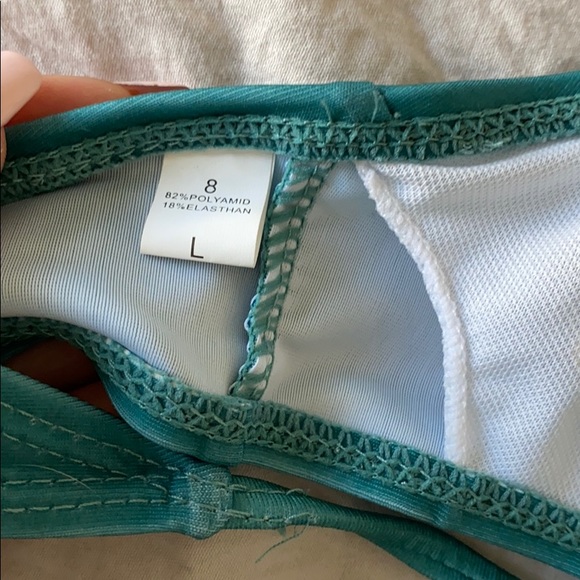 bikini set - Picture 3 of 5